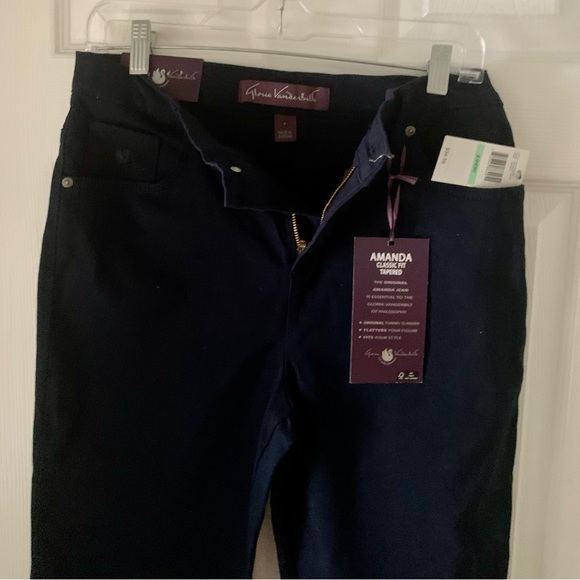 Gloria Vanderbit Woman Jeans Amanda
Classic Fit Tapered Dark Blue & Fern Size 8 - Picture 4 of 8